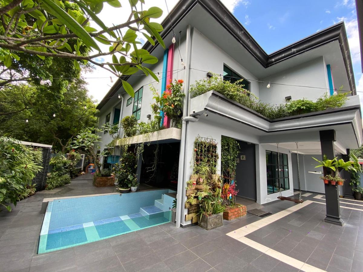 Oneriimba Private Pool & Garden Residence 新山 外观 照片