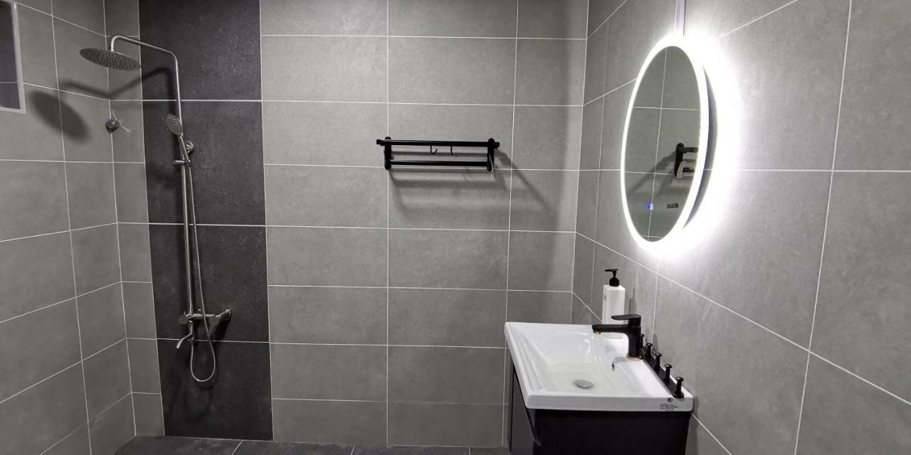 Oneriimba Private Pool & Garden Residence 新山 外观 照片